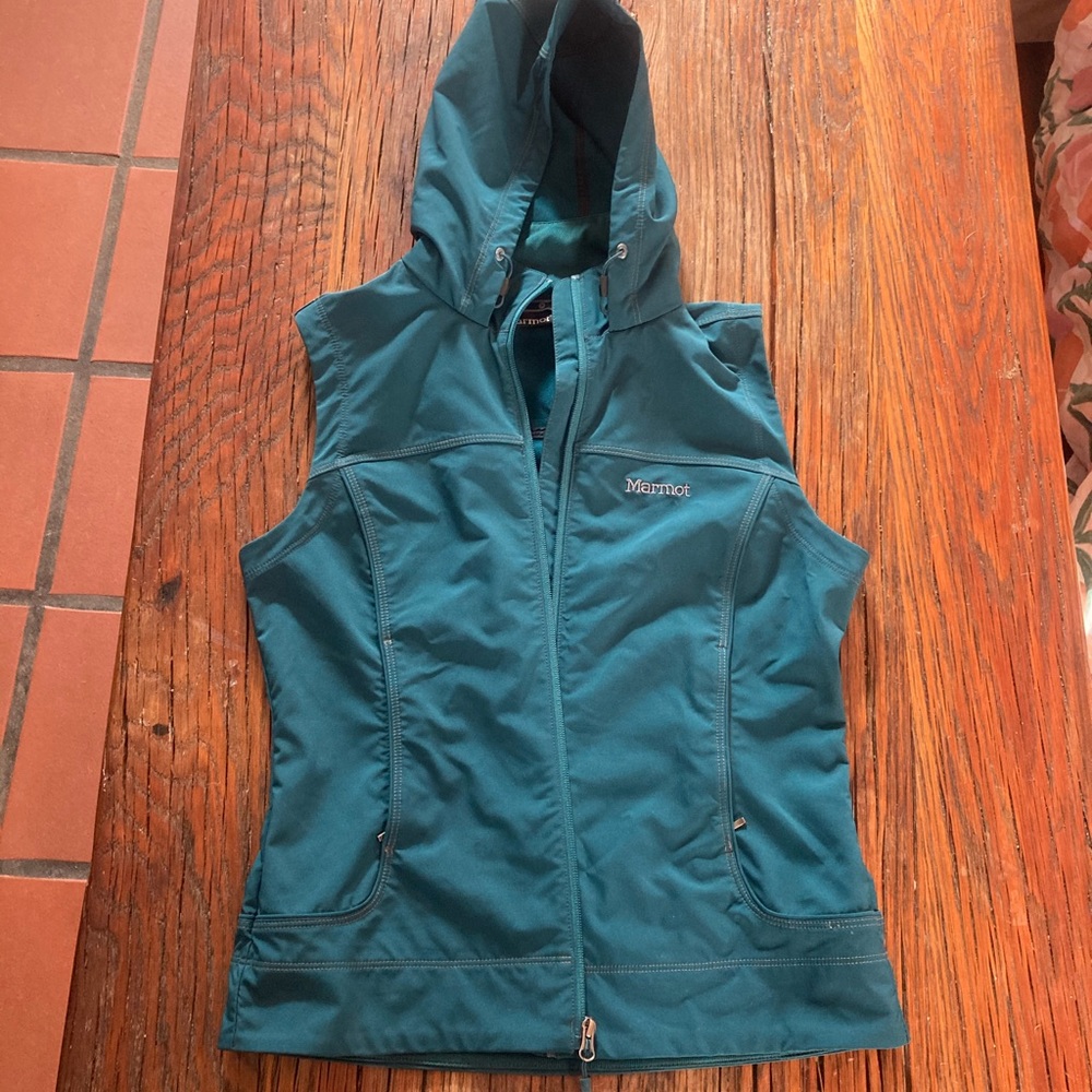 Teal Blue Marmot Vest Women’s Medium